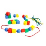 DISPLAY DE 60 CUENTAS PLÁSTICAS PARA ENHEBRAR